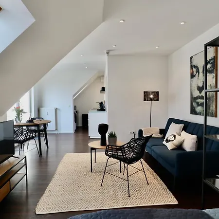 Sunset Apartment, Free Parking & Balcony In エッセン